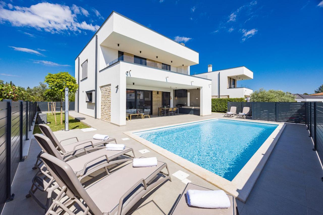 Villa Moon Near The Sea Fažana Zewnętrze zdjęcie